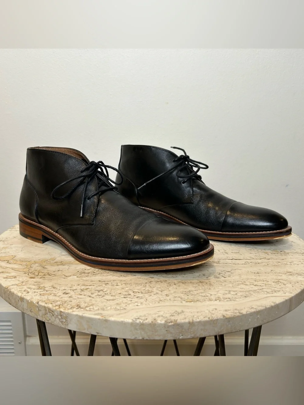 Johnston & Murphy Black Leather Cap-Toe Chukka Boots Size 9.5M